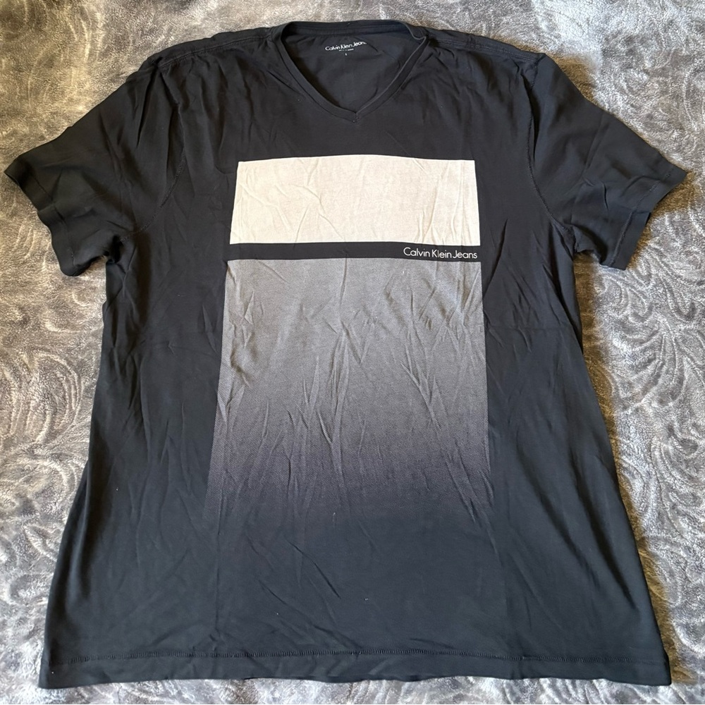 Calvin Klein Jeans Black T-Shirt Size Large